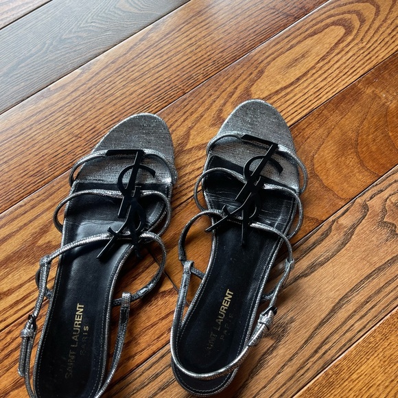 YSL Cassandra sandals - Picture 2 of 5